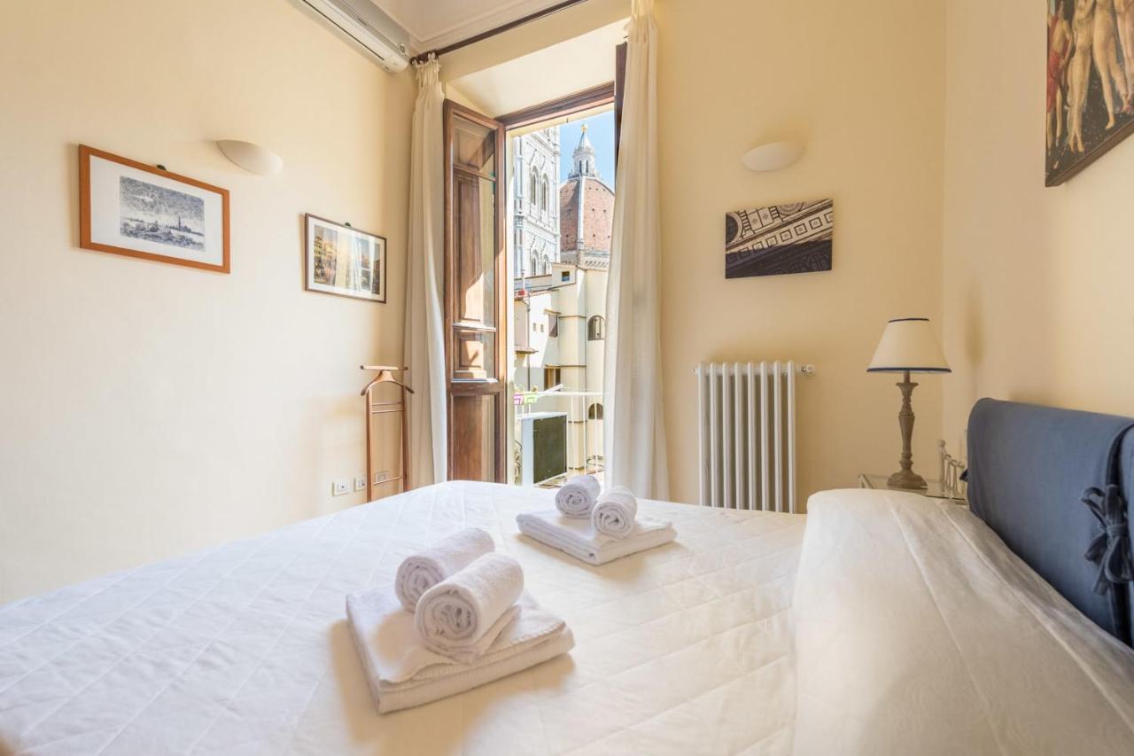Charming 2Bed Apartment Overlooking Duomo - Hosted By Sweetstay Firenze Bagian luar foto