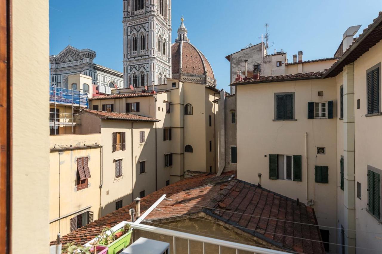 Charming 2Bed Apartment Overlooking Duomo - Hosted By Sweetstay Firenze Bagian luar foto