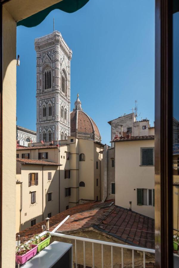 Charming 2Bed Apartment Overlooking Duomo - Hosted By Sweetstay Firenze Bagian luar foto
