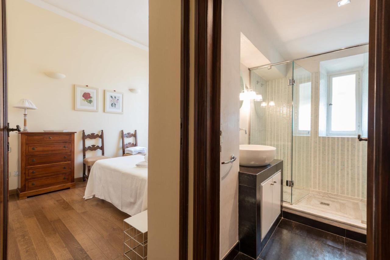 Charming 2Bed Apartment Overlooking Duomo - Hosted By Sweetstay Firenze Bagian luar foto