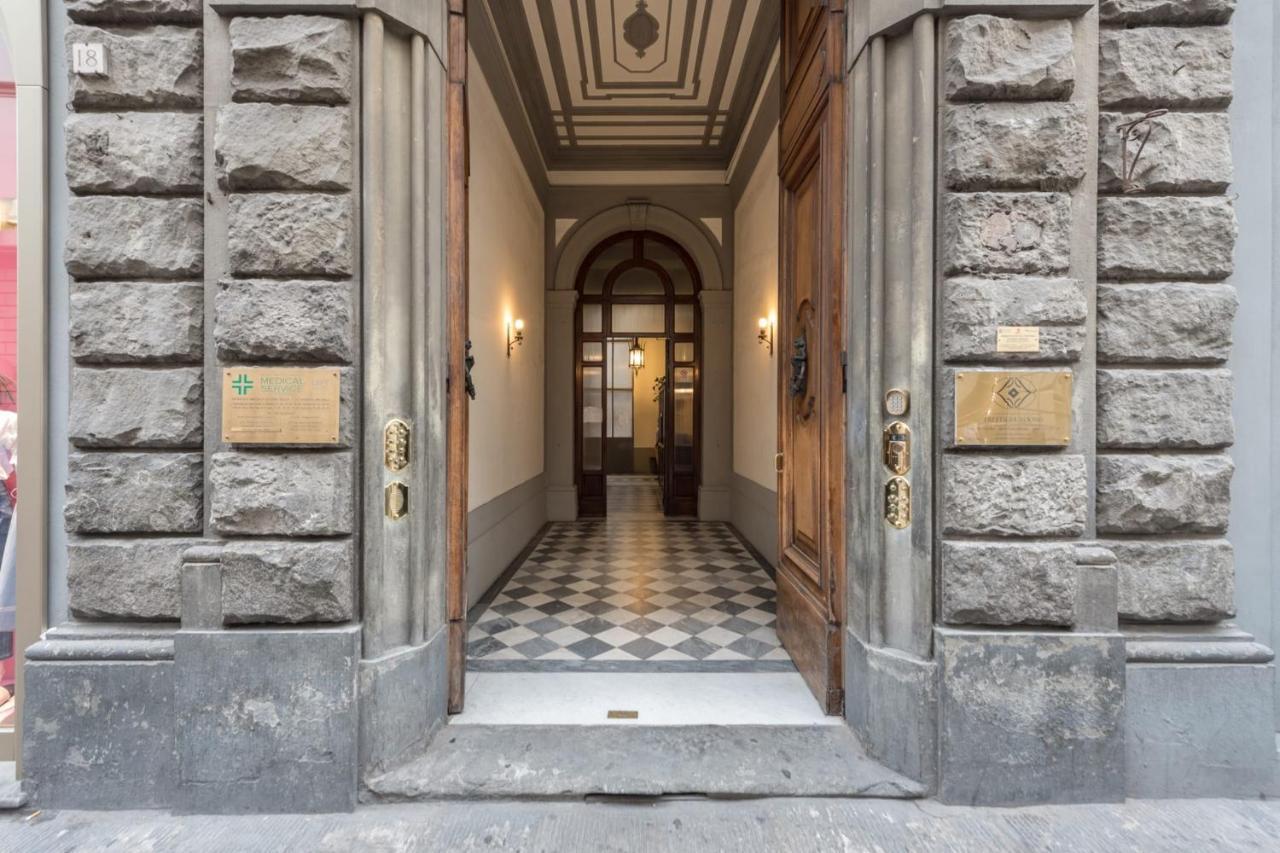 Charming 2Bed Apartment Overlooking Duomo - Hosted By Sweetstay Firenze Bagian luar foto